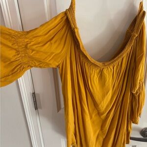 Express Off The Shoulder Top Size L